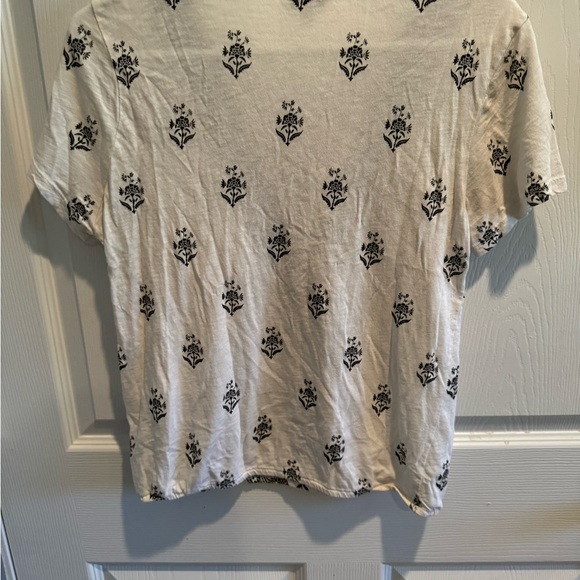 Lucky Brand Top - Picture 3 of 4